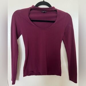 Express Cut-Out Long Sleeve Top